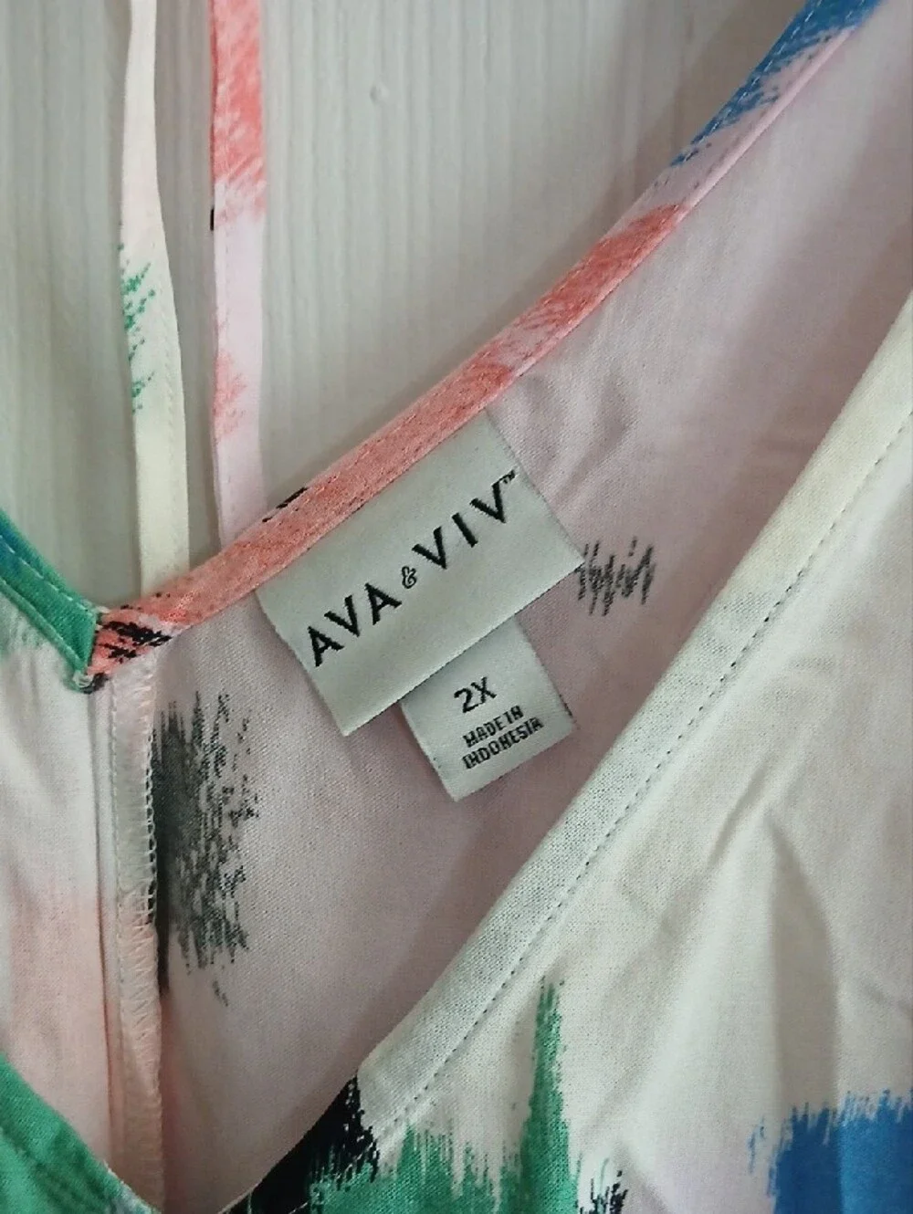 Ava & Viv Multicolor Watercolor V-Neck Midi Dress - Picture 3 of 3